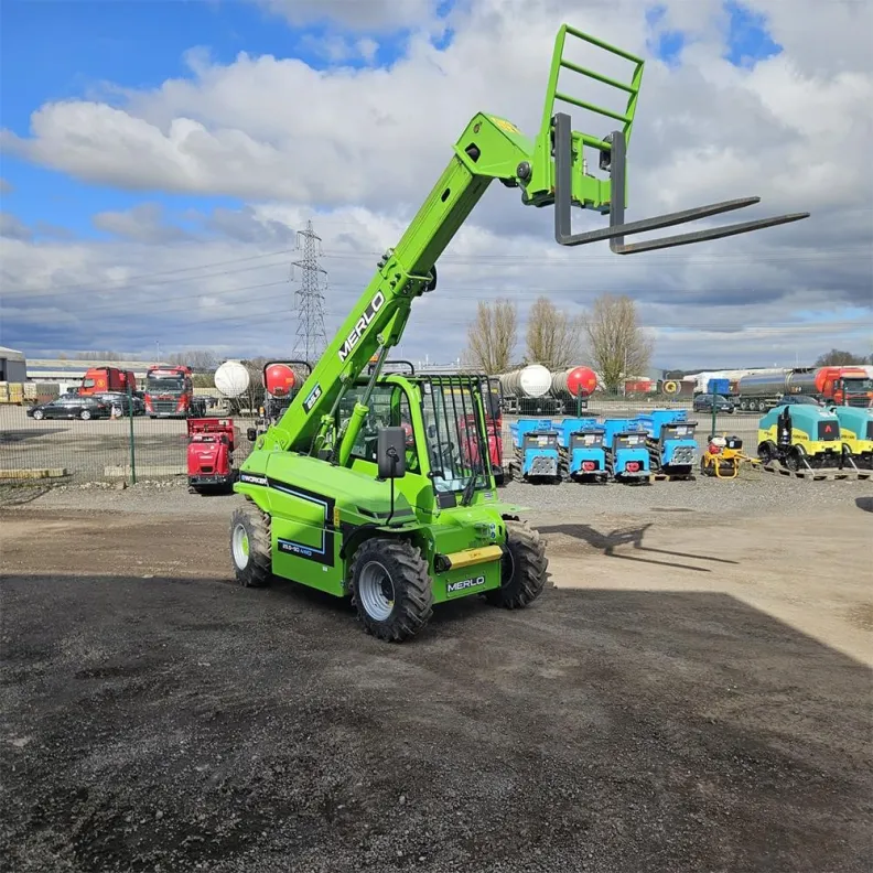 Electric Telehandler Merlo EW25.5 2022